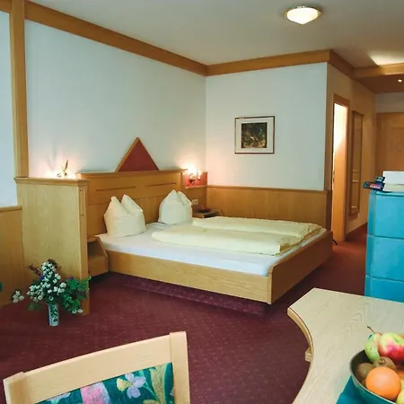 Pitztaler Hof ホテル ヴェンス